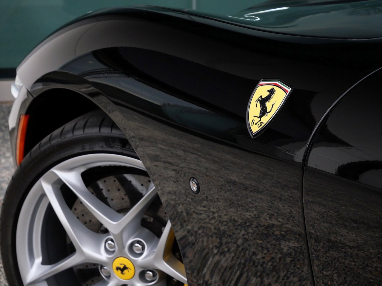 Used 2022 Ferrari Roma image 7