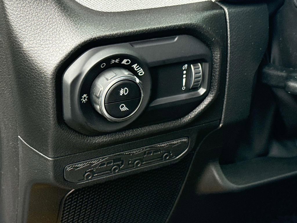 New 2026 Jeep Gladiator Sport AWD/4WD image 26