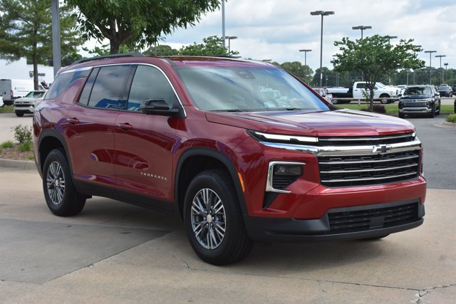 New 2026 Chevrolet Traverse LT w/ Driver Confidence Package FWD image 3