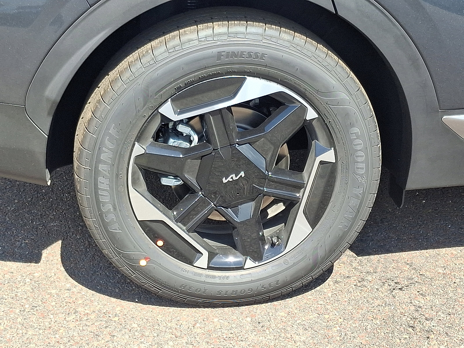 New 2026 Kia Sportage S image 5