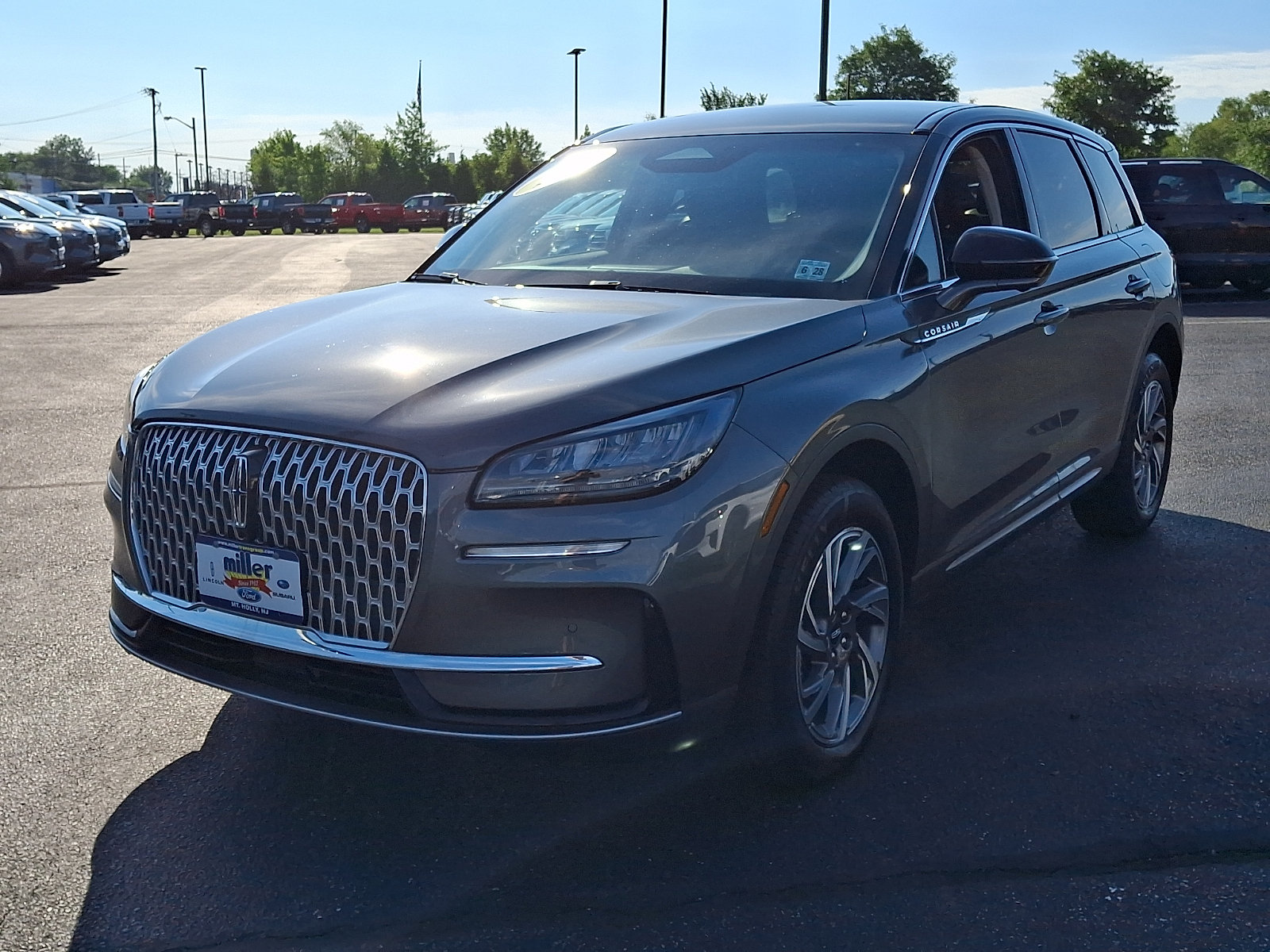 Certified 2023 Lincoln Corsair AWD w/ Equipment Group 101A image 3
