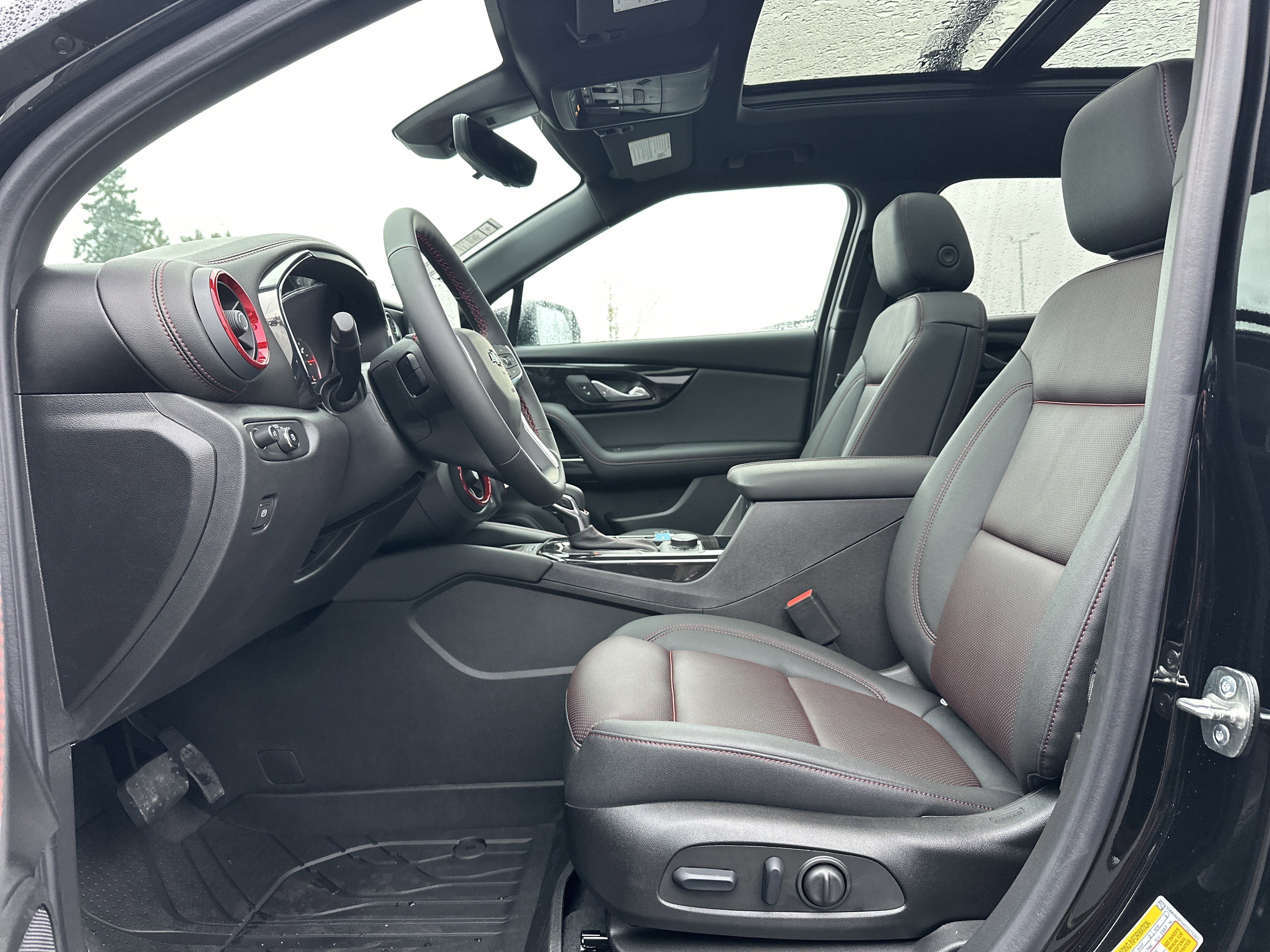 New 2025 Chevrolet Blazer RS w/ Driver Confidence II Package image 10