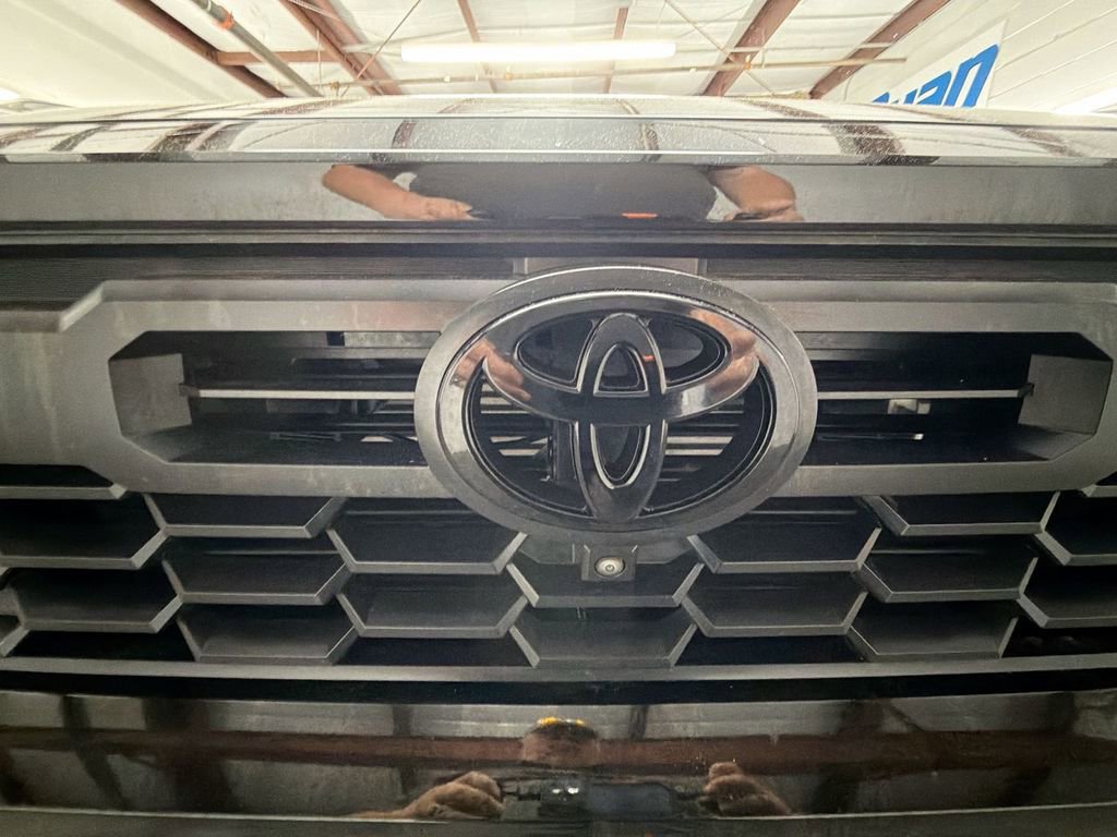 Used 2024 Toyota Tacoma TRD Off-Road w/ TRD Off Road Premium Package image 29