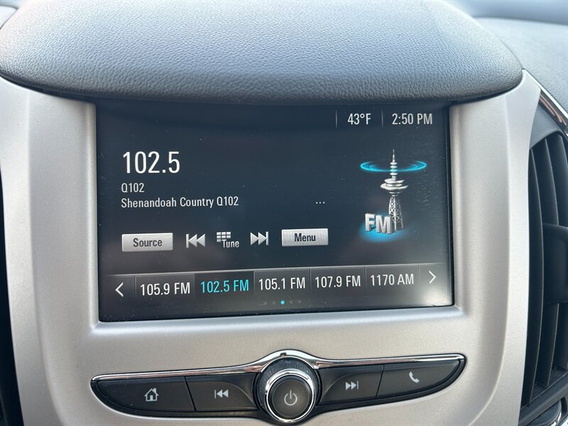 Used 2018 Chevrolet Cruze LS FWD image 13