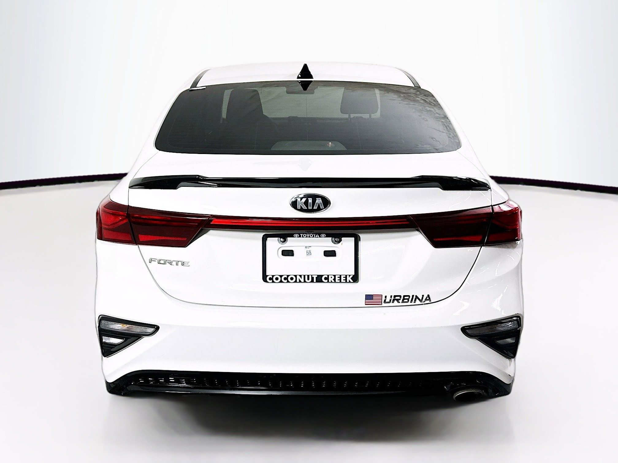 Used 2020 Kia Forte LXS FWD image 4