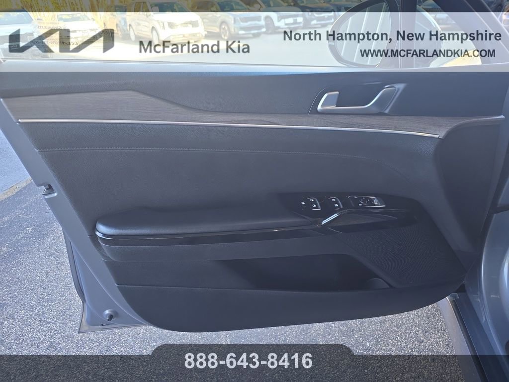 Used 2022 Kia K5 EX image 12