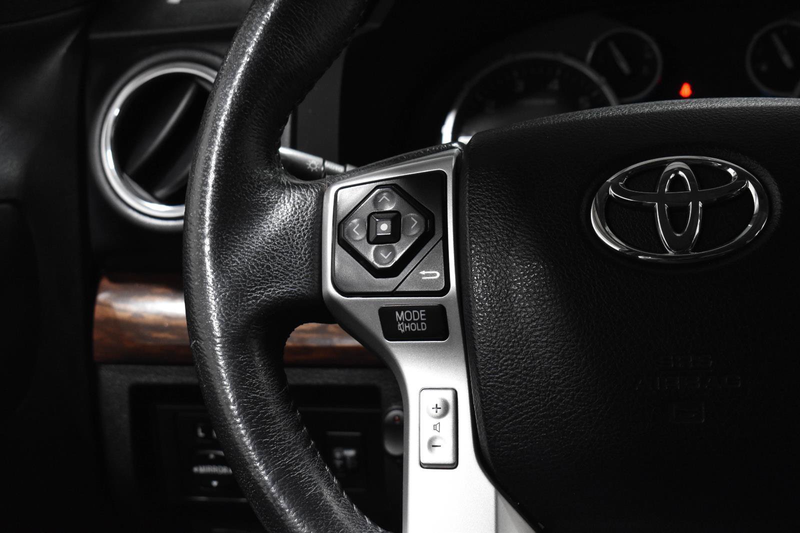 Used 2015 Toyota Tundra Limited image 9