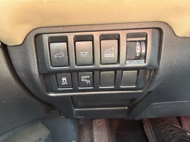 Used 2021 Subaru Ascent Limited w/ Technology Package image 16