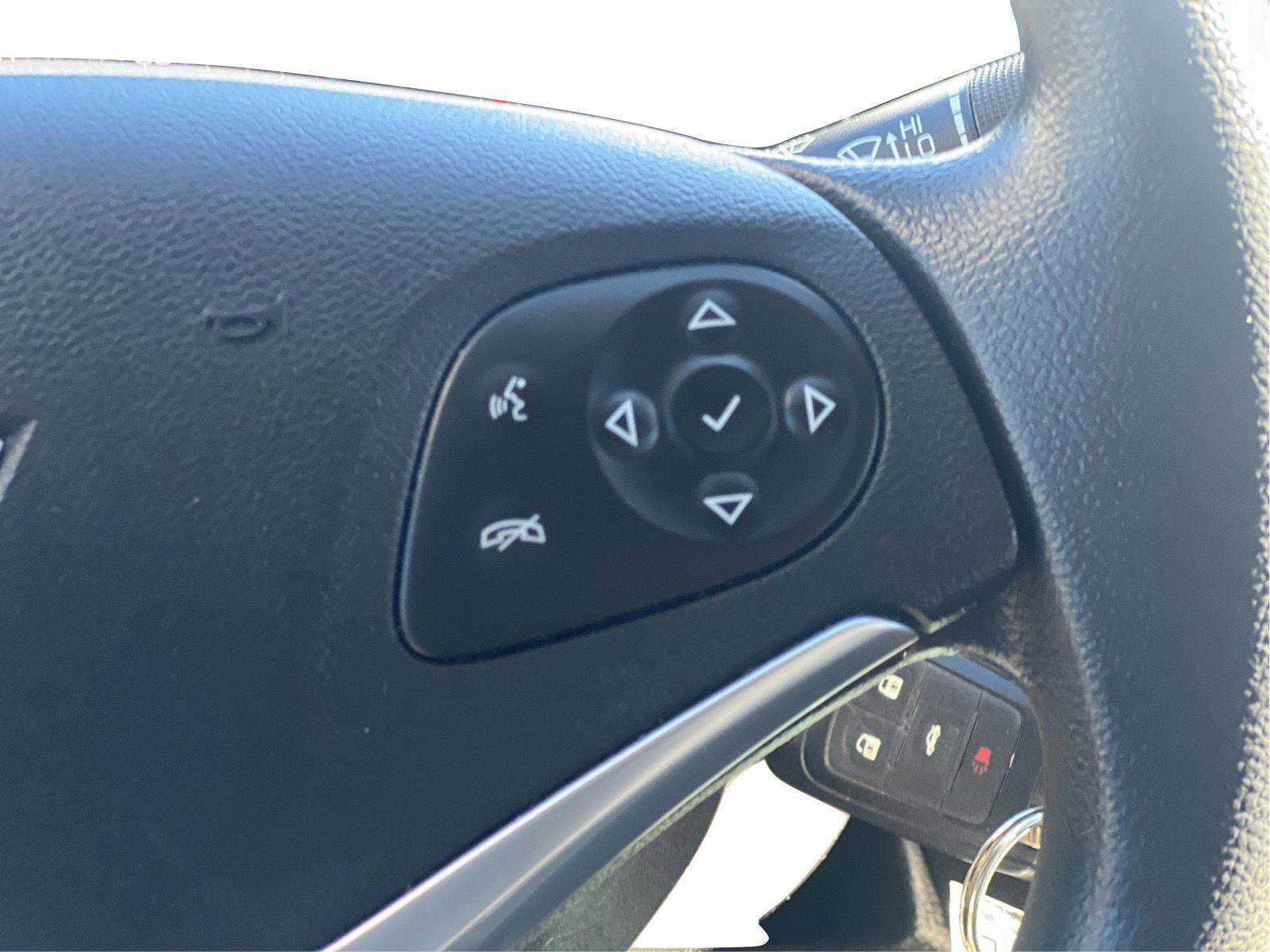 Used 2016 Chevrolet Impala LS w/ Power Convenience Package image 16