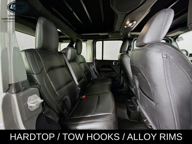Used 2019 Jeep Wrangler Unlimited Sahara image 26
