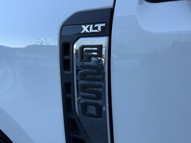 Used 2025 Ford F250 XLT image 17