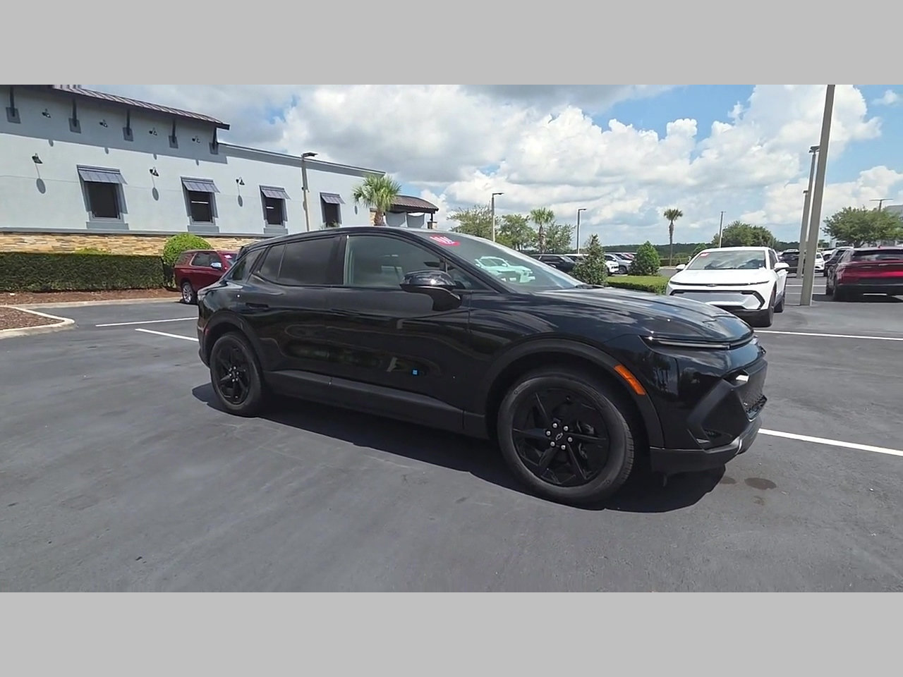 New 2026 Chevrolet Equinox EV LT w/ Midnight Package FWD image 24