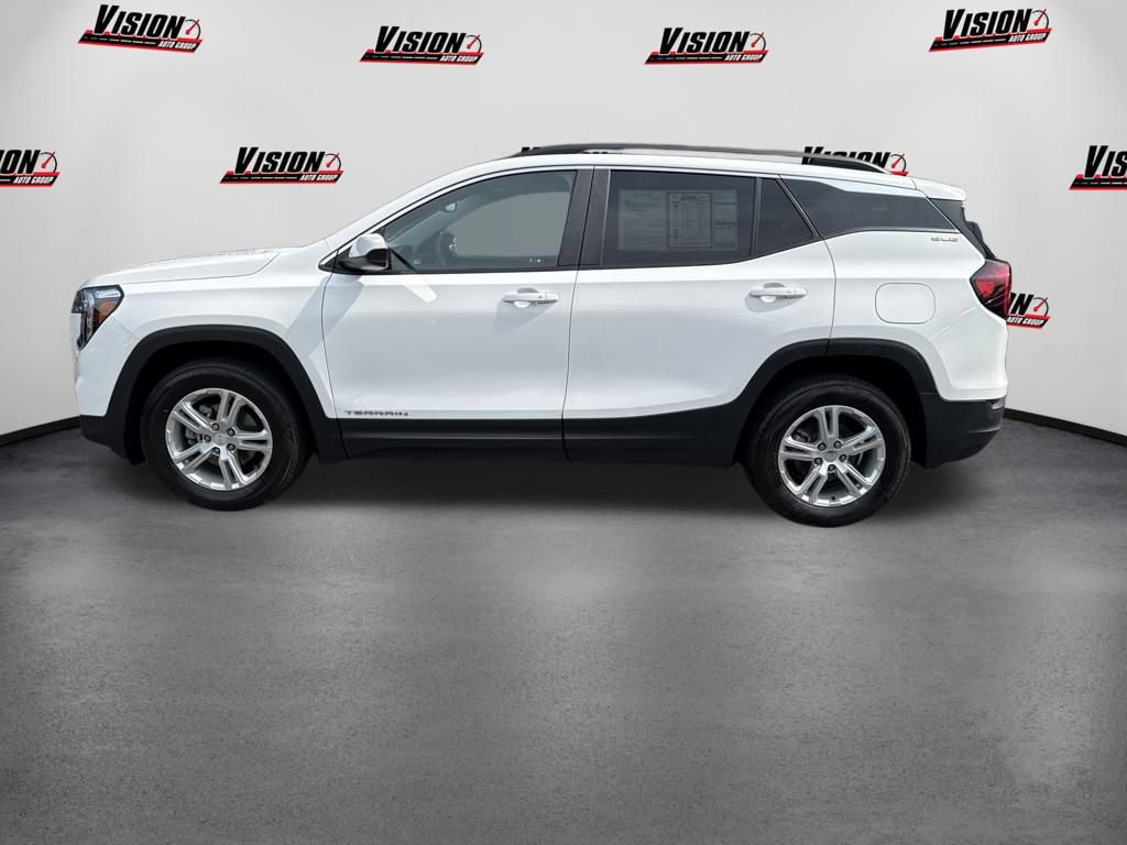 Used 2023 GMC Terrain SLE w/ Driver Convenience Package AWD/4WD image 8