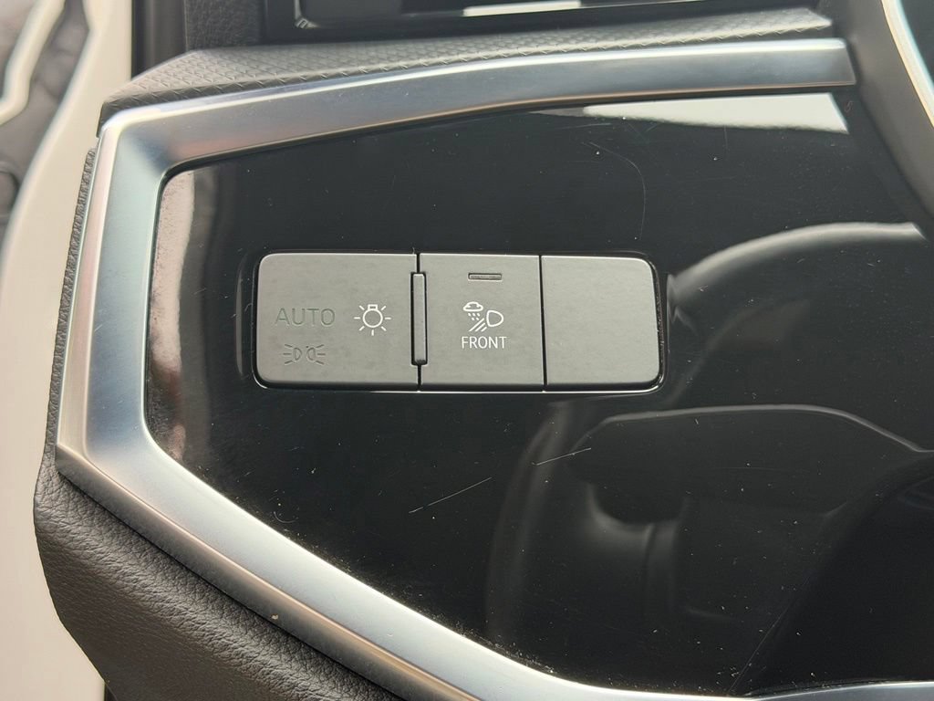 Used 2024 Audi Q3 2.0T Premium AWD/4WD image 28