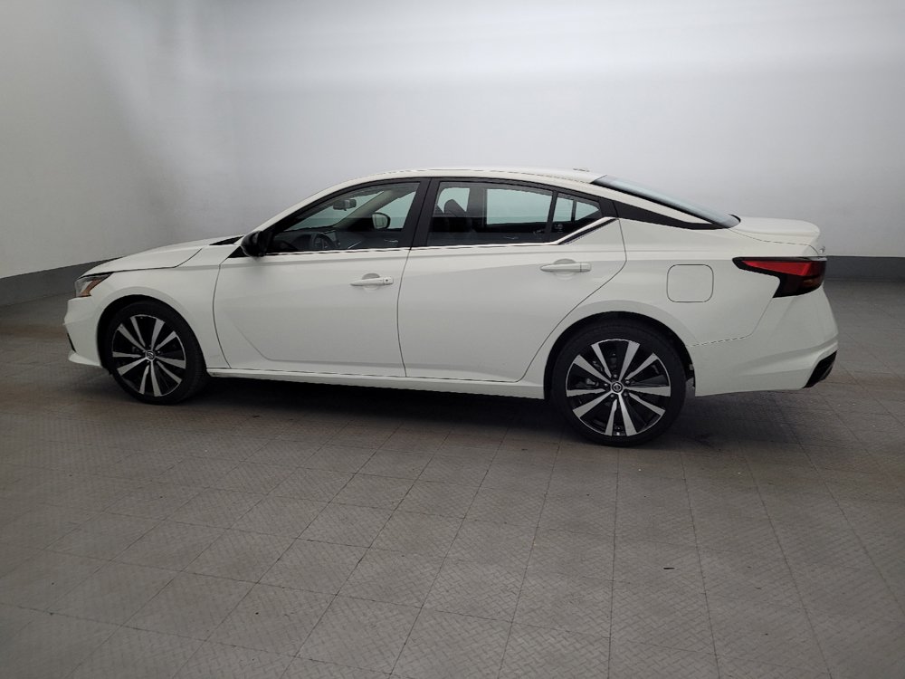 Used 2022 Nissan Altima 2.5 SR AWD/4WD image 3
