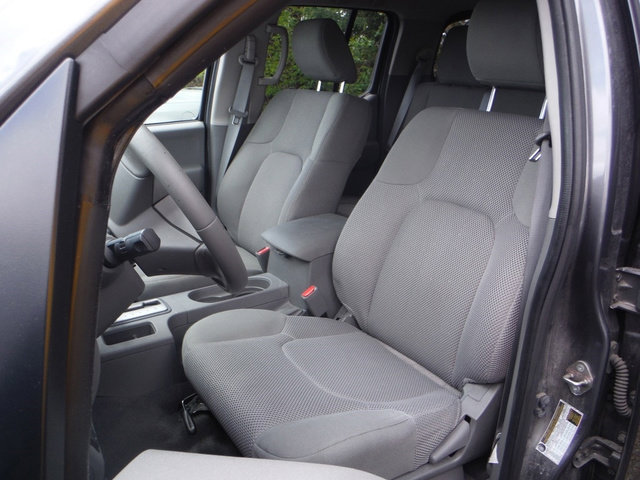 Used 2019 Nissan Frontier SV w/ Value Truck Package AWD/4WD image 18