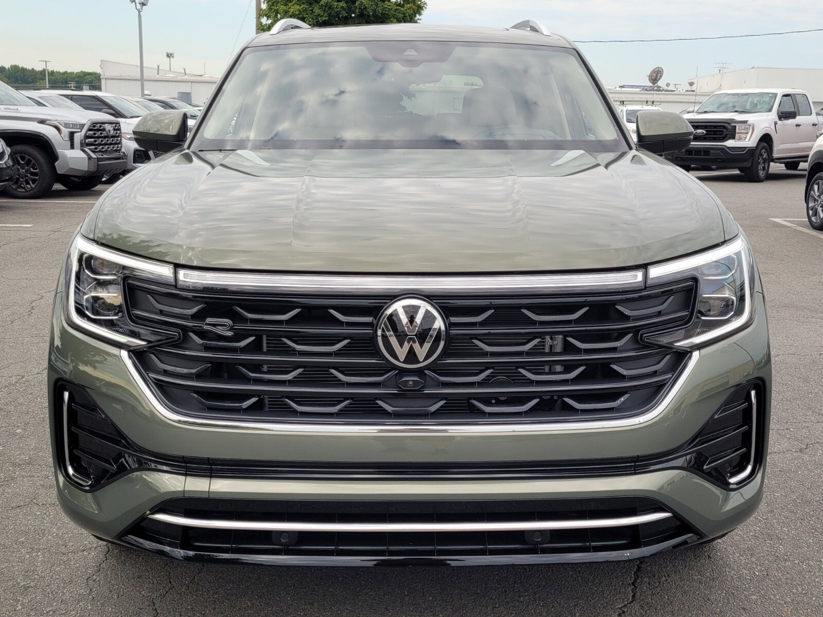 New 2026 Volkswagen Atlas SEL Premium R-Line image 12