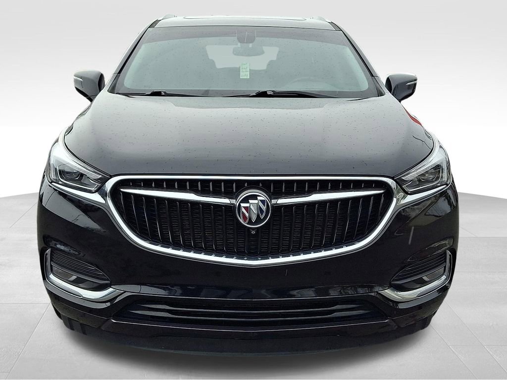 Used 2021 Buick Enclave Essence w/ Sound and Sites Package image 2