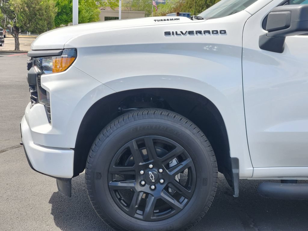 Used 2025 Chevrolet Silverado 1500 Custom w/ Rally Edition AWD/4WD image 11