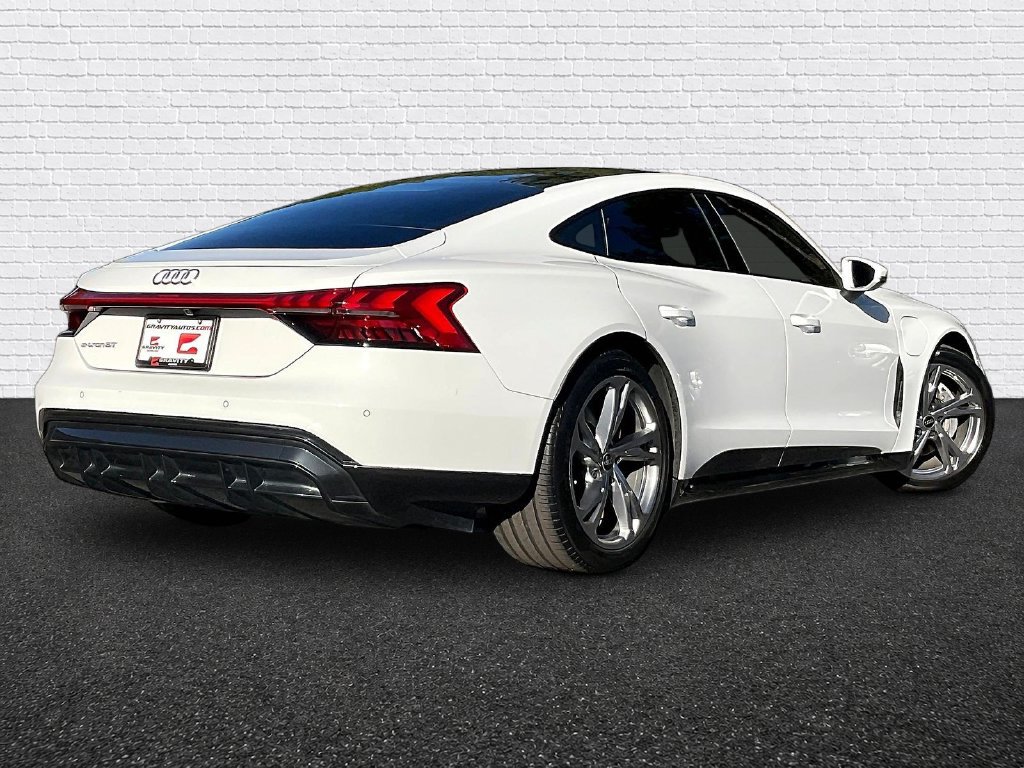 Used 2022 Audi e-tron GT Premium Plus AWD/4WD image 6