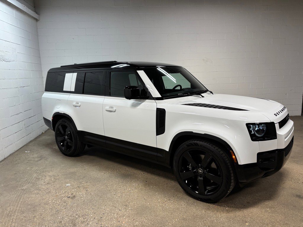 New 2025 Land Rover Defender 130 V8 AWD/4WD image 5