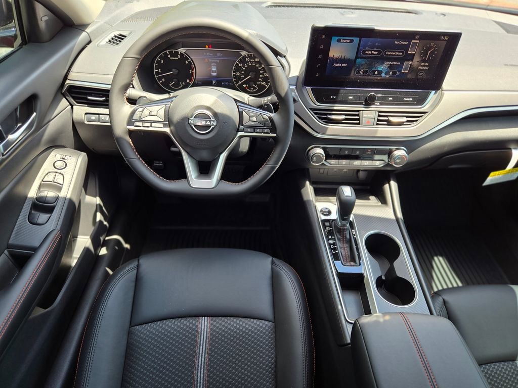 New 2026 Nissan Altima 2.5 SR FWD image 11