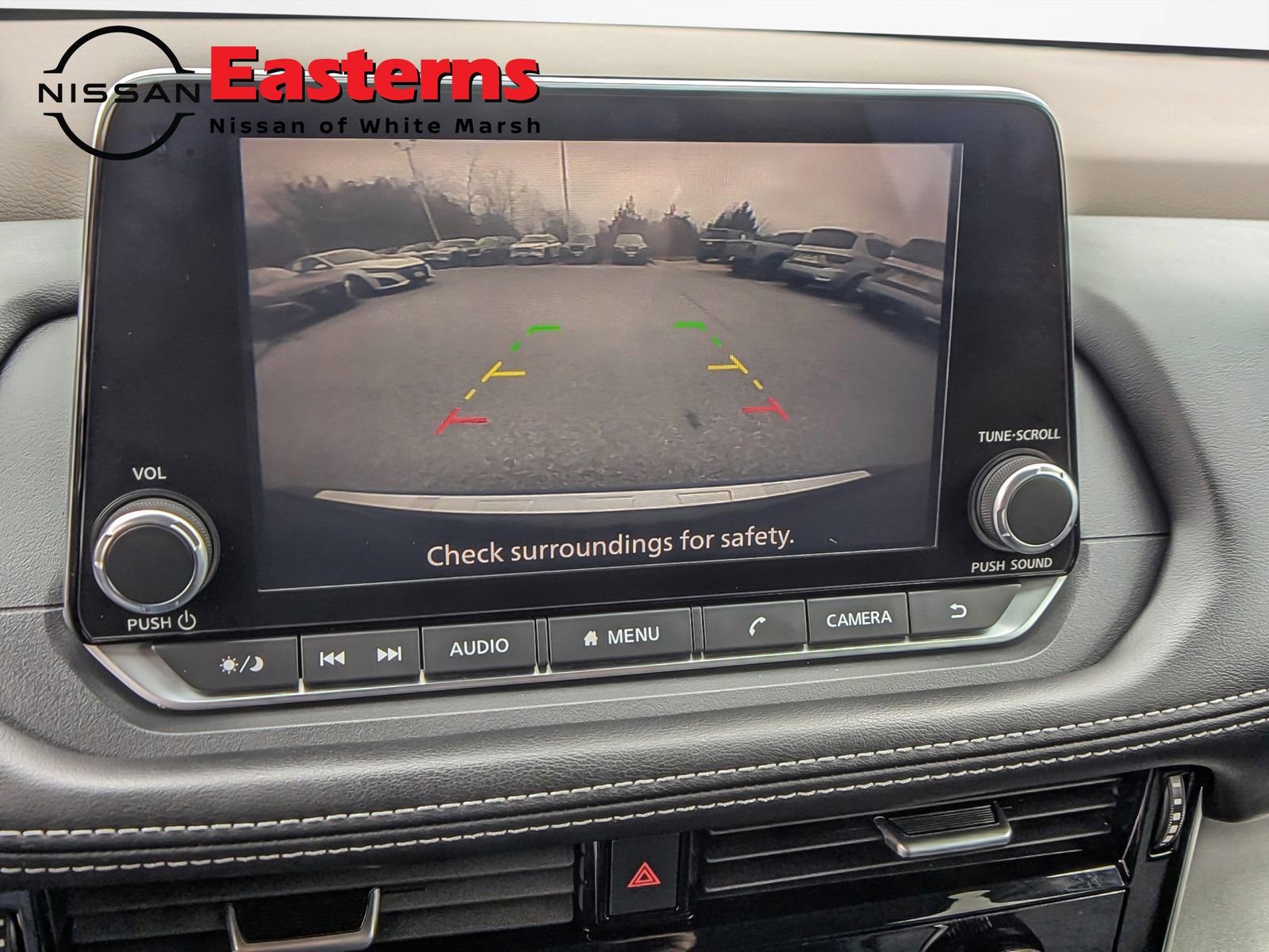 Used 2022 Nissan Rogue SV image 57