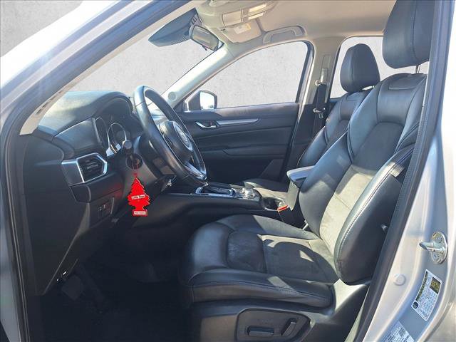 Used 2020 MAZDA CX-5 Touring image 10