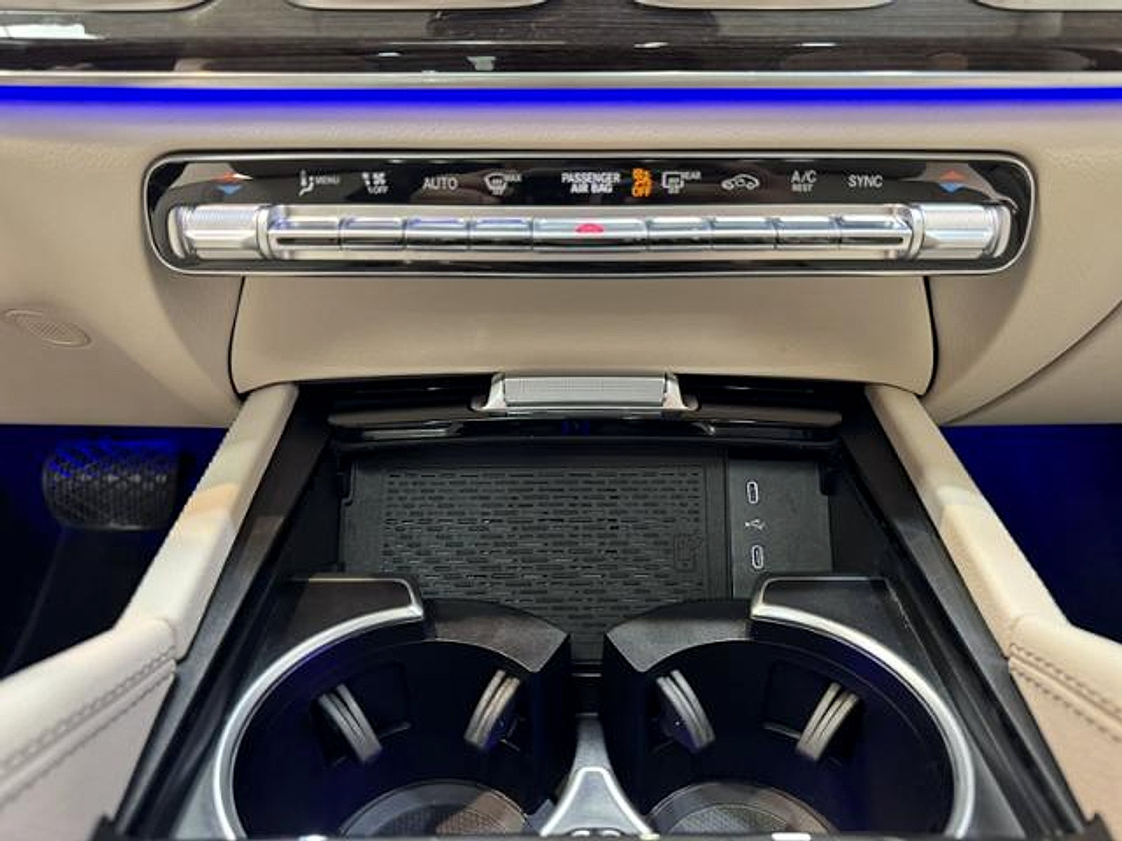 Certified 2025 Mercedes-Benz GLE 350 4MATIC image 25