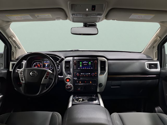 Used 2019 Nissan Titan SV w/ SV Convenience Package AWD/4WD image 21