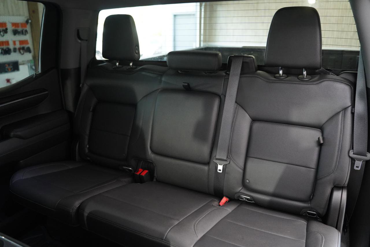 Used 2022 GMC Sierra 1500 SLT AWD/4WD image 32