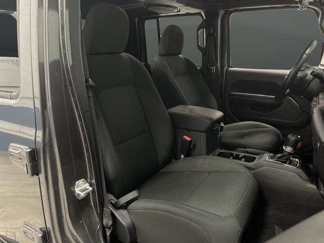 Used 2021 Jeep Gladiator Sport image 29