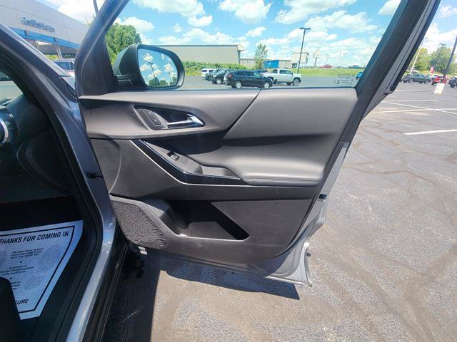 Used 2025 Chevrolet Equinox LT AWD/4WD image 10