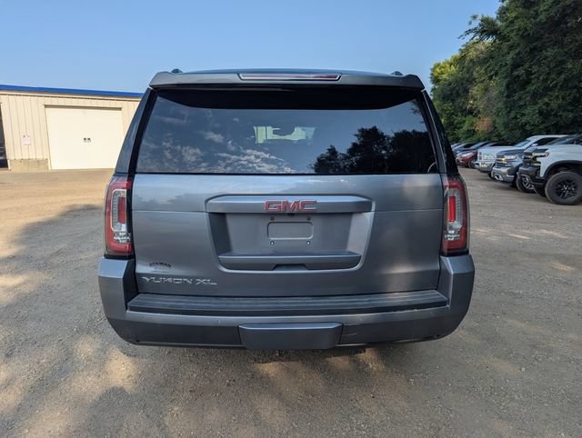 Used 2018 GMC Yukon XL SLT w/ Premium Edition AWD/4WD image 19