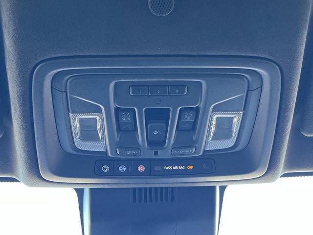 Used 2023 GMC Sierra 1500 AT4X AWD/4WD image 40