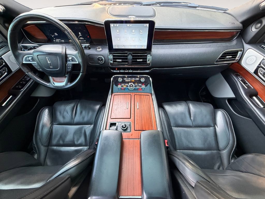 Used 2018 Lincoln Navigator Reserve w/ Technology Package AWD/4WD image 13