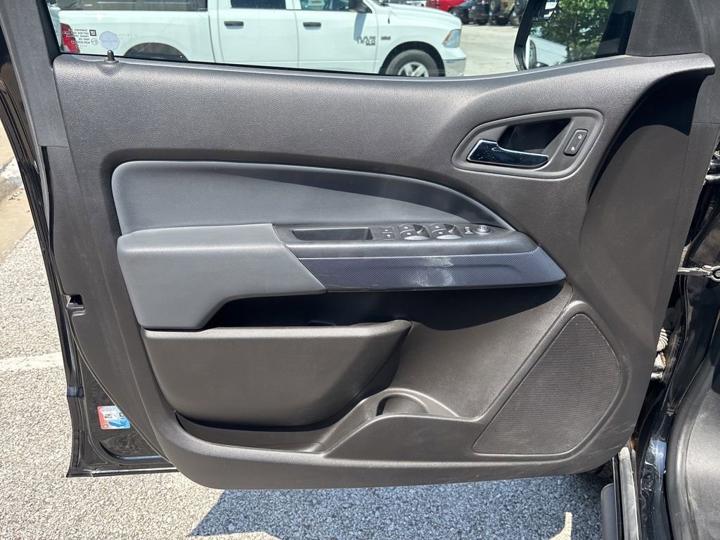 Used 2015 Chevrolet Colorado Z71 AWD/4WD image 56