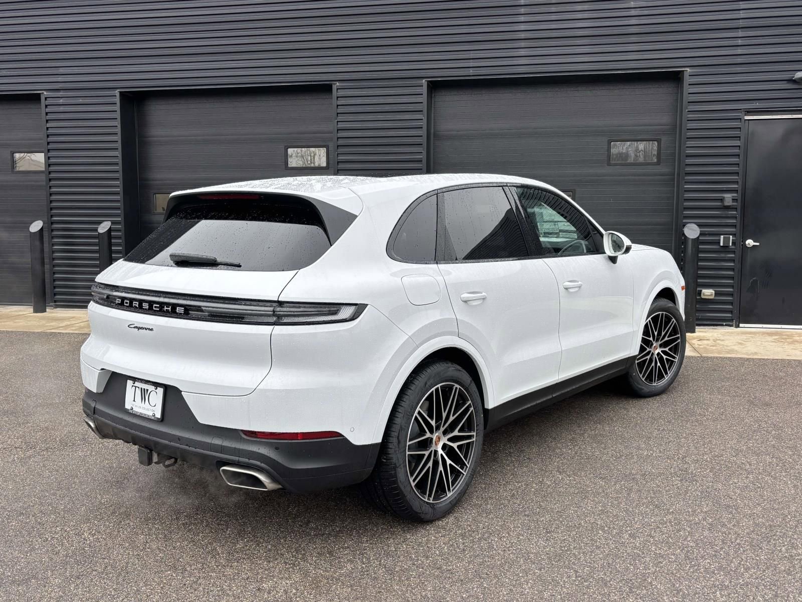 New 2026 Porsche Cayenne image 10