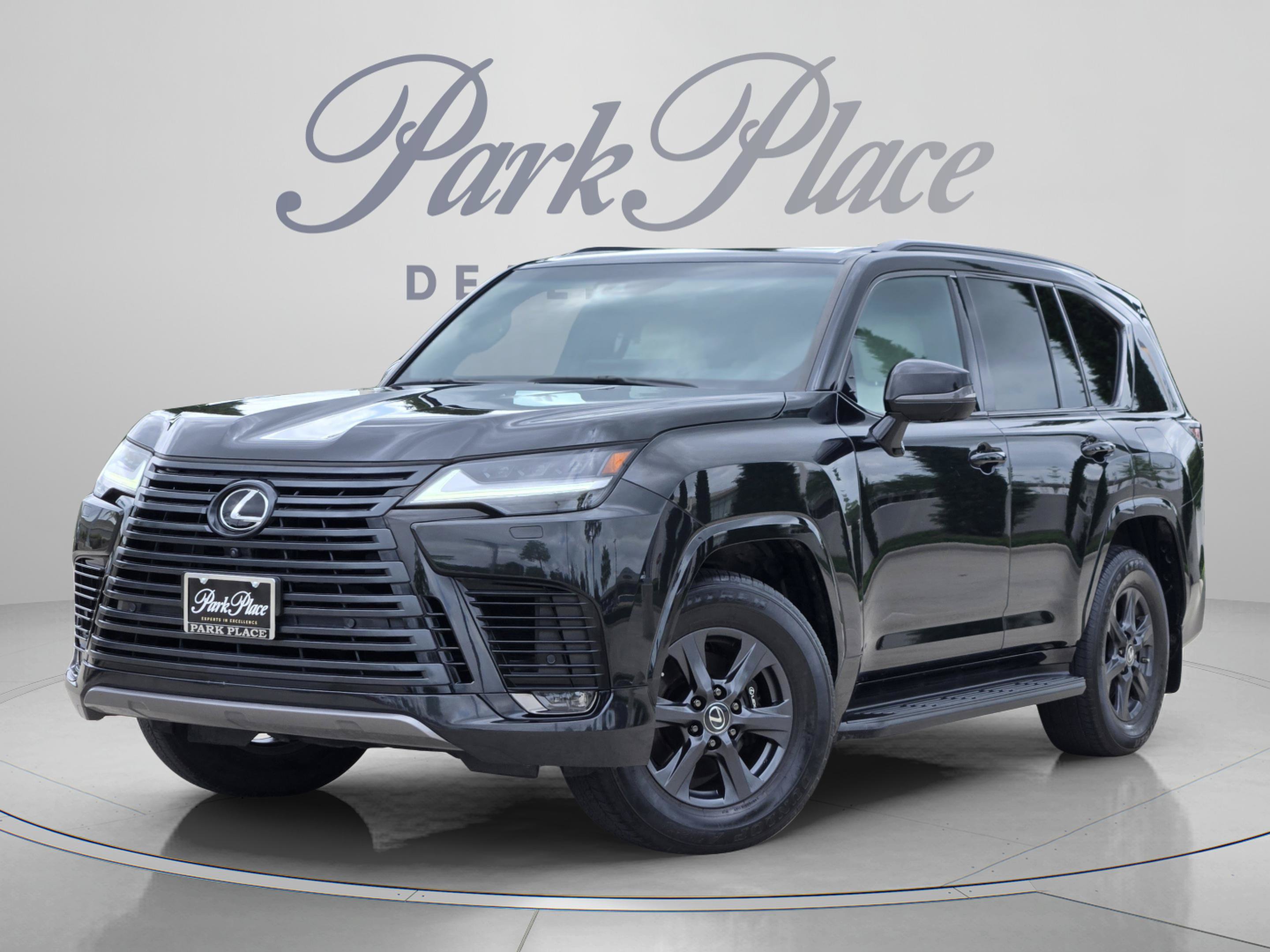 Used 2023 Lexus LX 600 4WD w/ Appearance Package