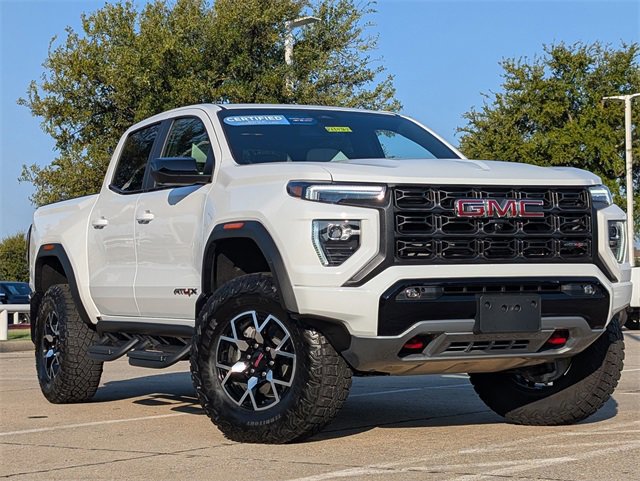 Certified 2024 GMC Canyon AT4X image 2