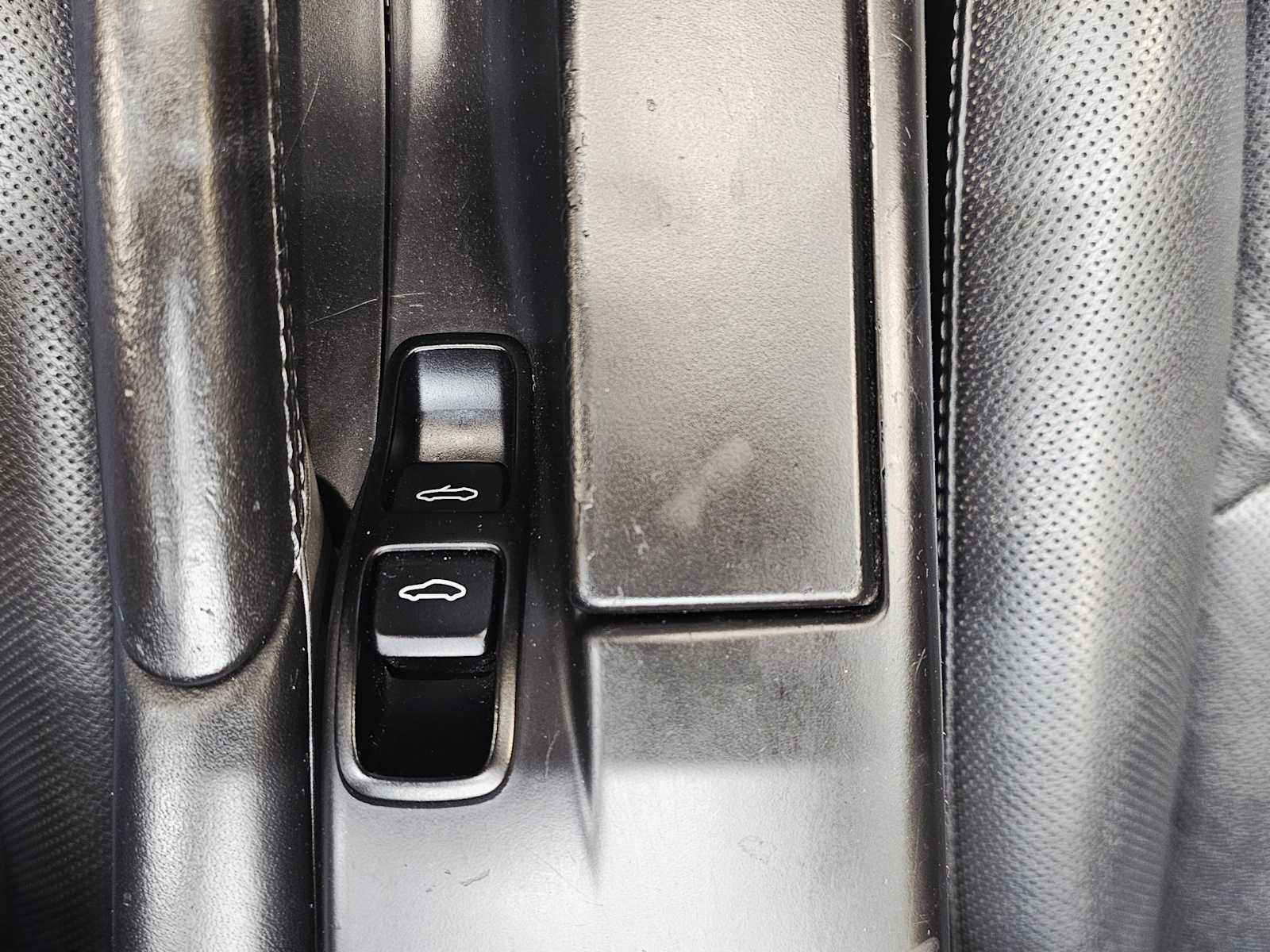 Used 2009 Porsche 911 Carrera S image 18