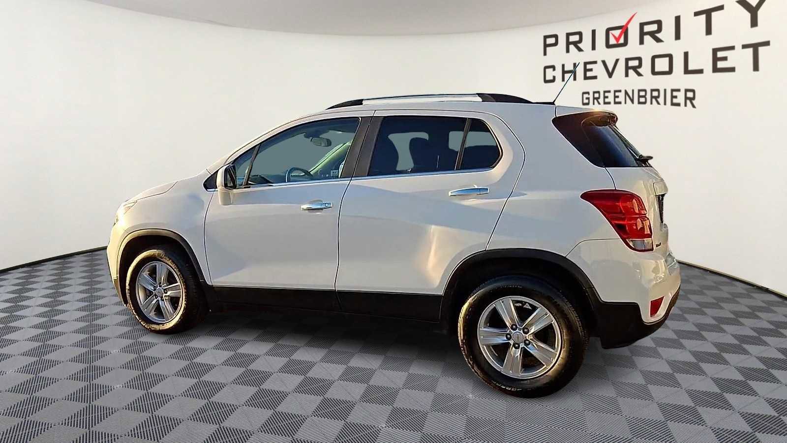 Certified 2019 Chevrolet Trax LT w/ LT Convenience Package image 6