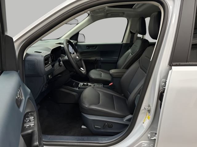 New 2025 Ford Maverick Lariat w/ Black Appearance Package image 9