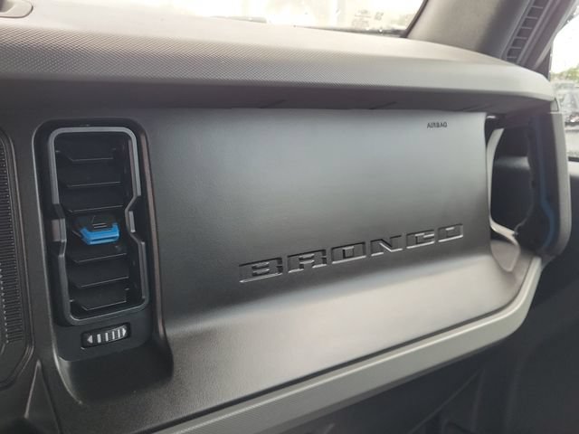 Used 2023 Ford Bronco Black Diamond AWD/4WD image 24