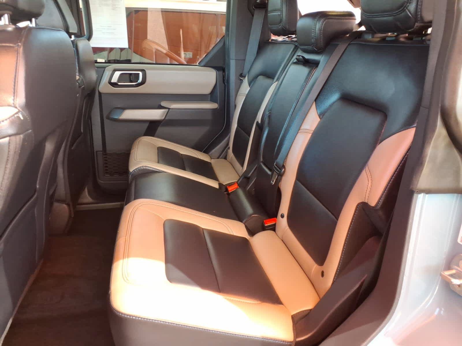 Used 2023 Ford Bronco Wildtrak AWD/4WD image 11