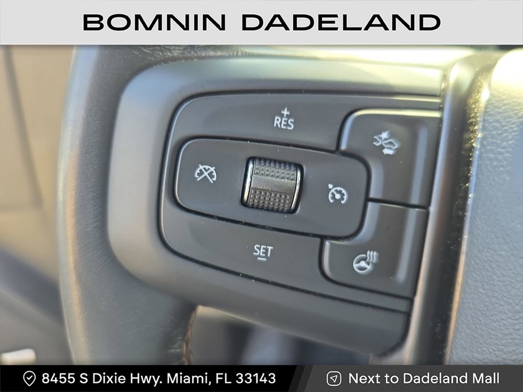 Used 2023 GMC Yukon AT4 w/ Technology Package image 19