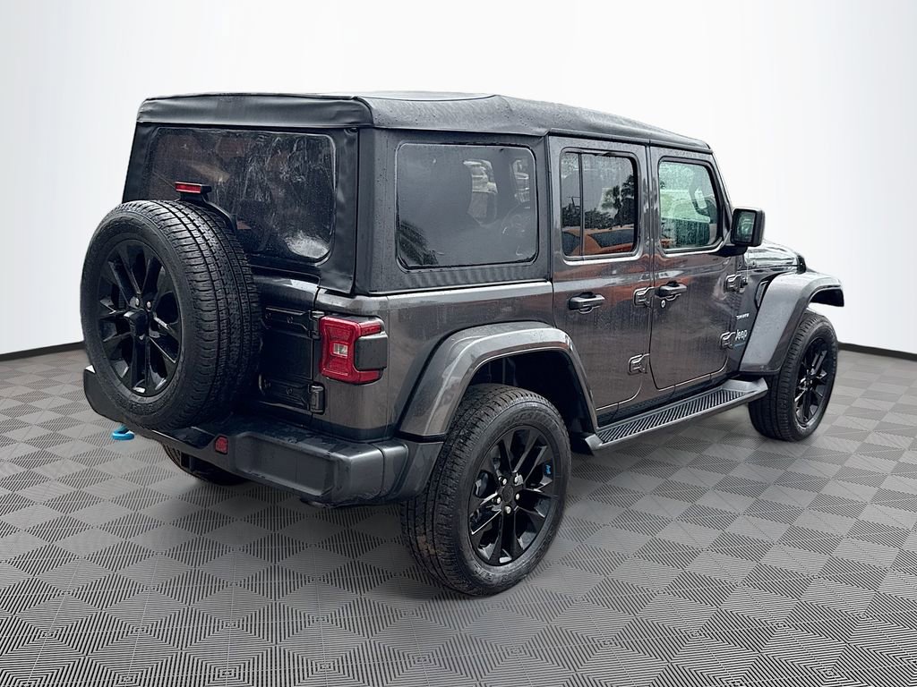 Used 2023 Jeep Wrangler Unlimited Sahara w/ Cold Weather Group image 6