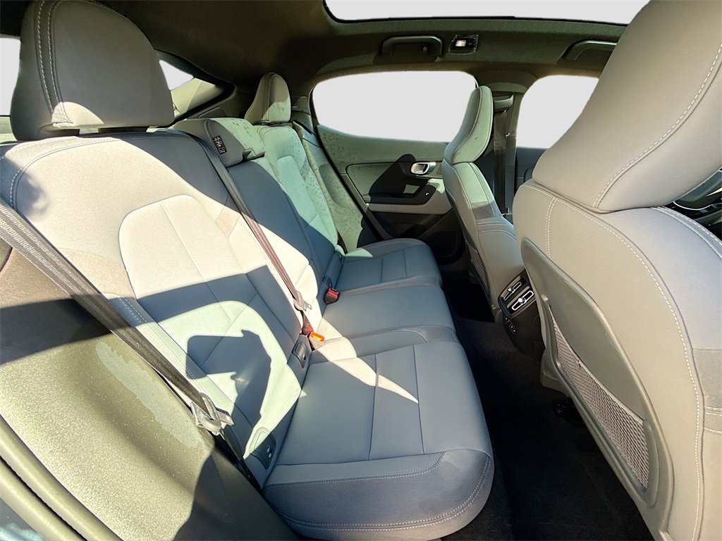 Used 2023 Polestar Polestar 2 w/ Pilot Pack image 27