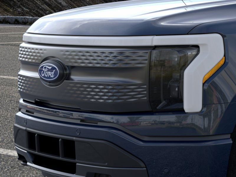 New 2025 Ford F150 Lightning Flash image 17