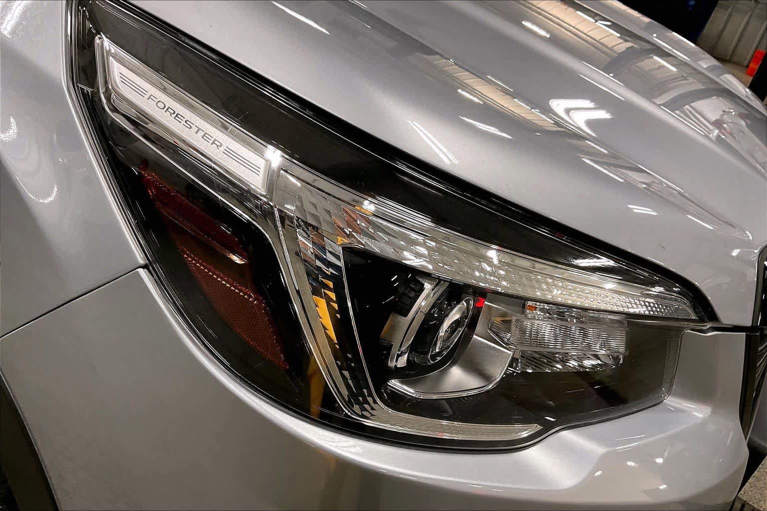 Used 2019 Subaru Forester Sport AWD/4WD image 28